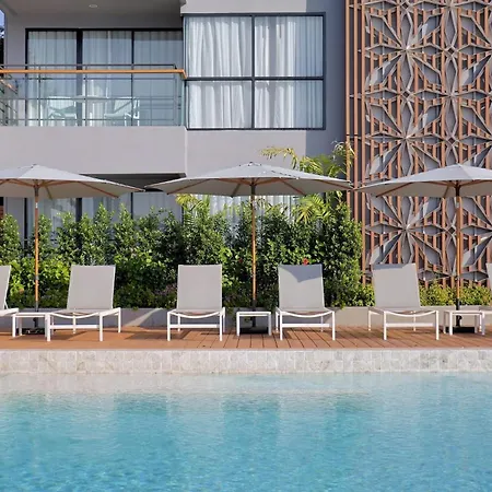 Tara Bangkok Riverside