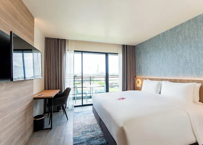 Hotel Tara Riverside Formerly Glow Riverside 4*