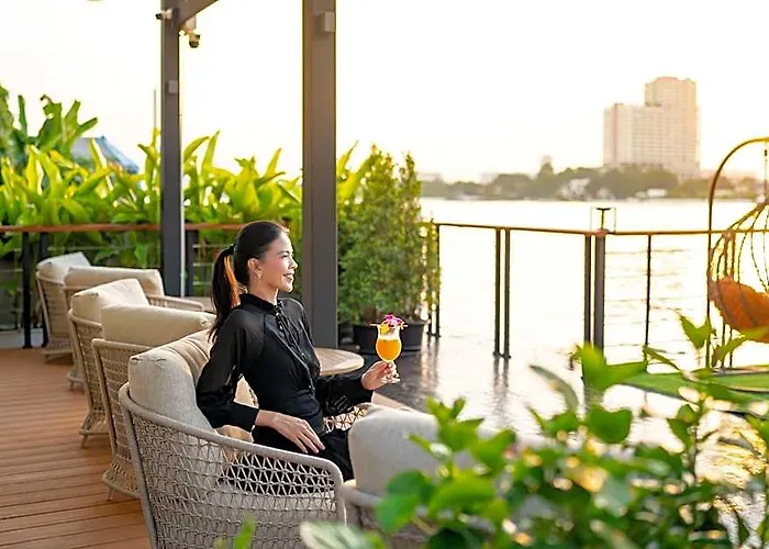 ホテル Tara Riverside Formerly Glow Riverside 4*