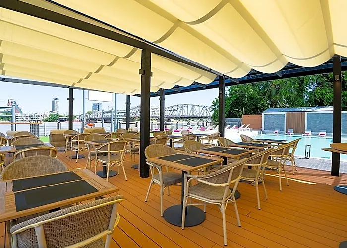 Tara Riverside Formerly Glow Riverside ホテル バンコク都