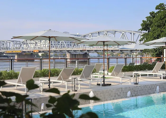 Tara Riverside Formerly Glow Riverside 4* Bangkok